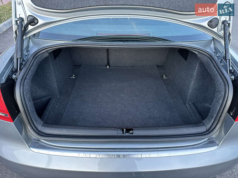 Седан Audi A4 2006 в Вінниці