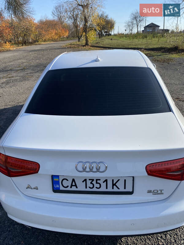 Седан Audi A4 2012 в Черкассах