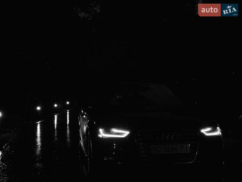 Седан Audi A4 2013 в Киеве