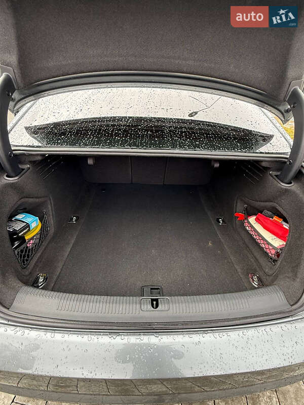 Седан Audi A4 2016 в Львове фото 15 Седан Audi A4 2016 в Львове