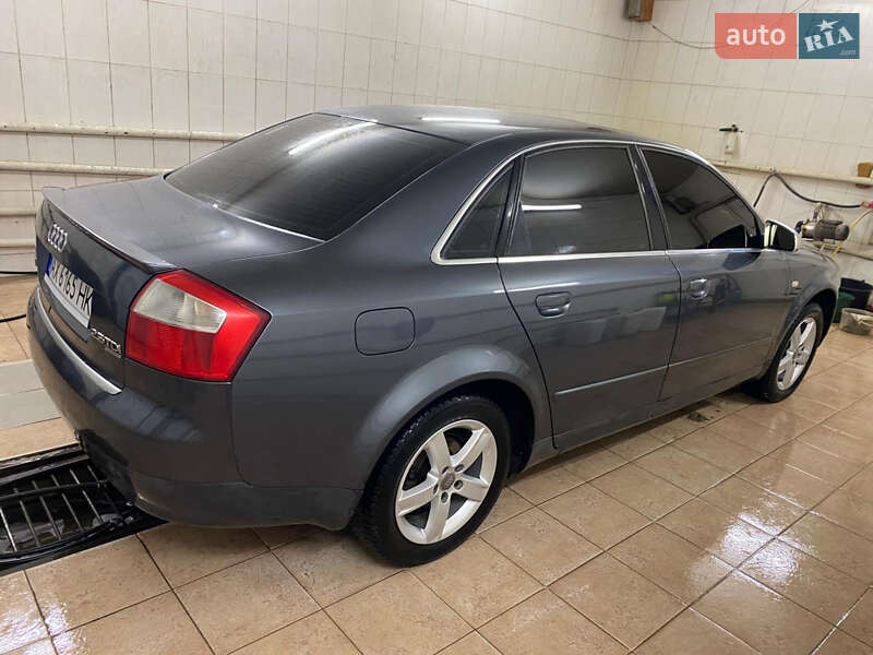 Audi A4 2001