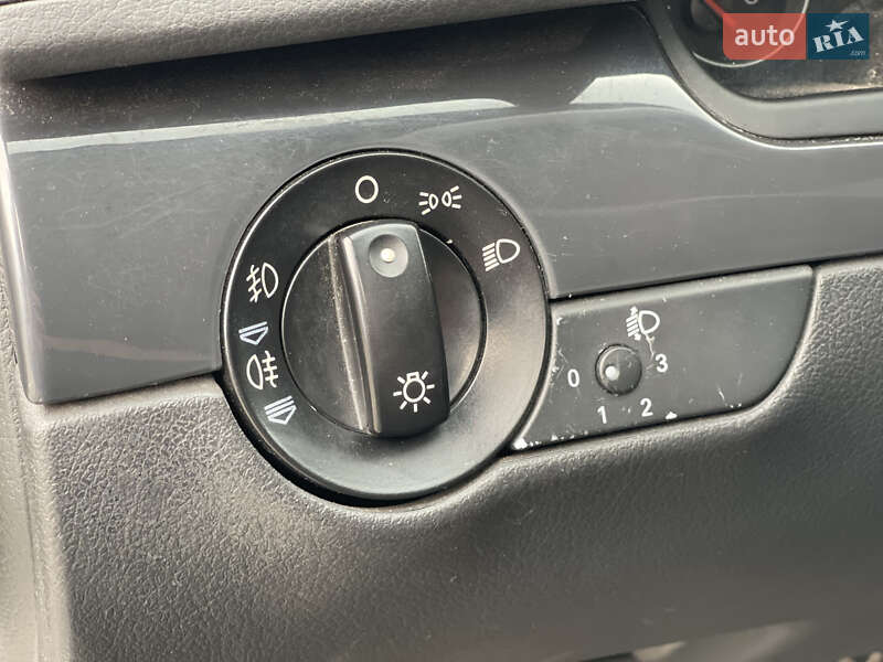 Седан Audi A4 2002 в Нововолынске