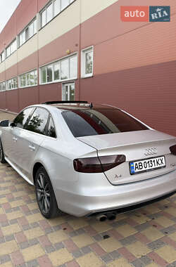 Седан Audi A4 2014 в Гайсине