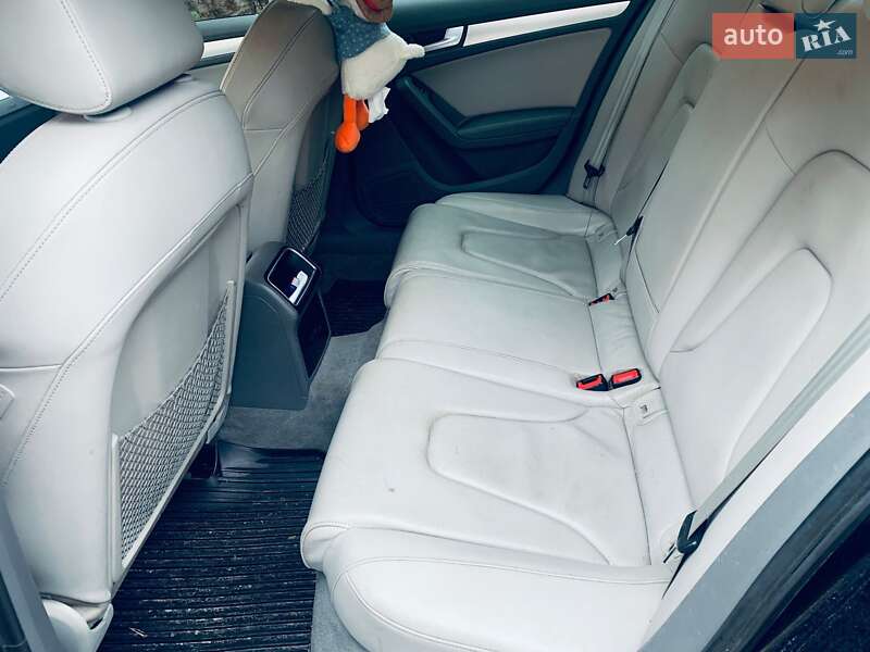 Седан Audi A4 2011 в Львові фото 24 Седан Audi A4 2011 в Львові