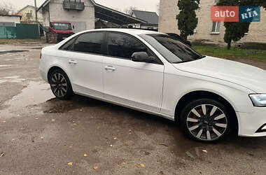 Седан Audi A4 2014 в Житомире