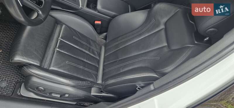 Седан Audi A4 2017 в Киеве фото 13 Седан Audi A4 2017 в Киеве