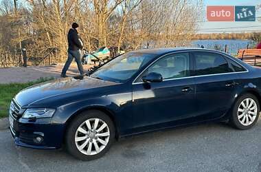 Седан Audi A4 2011 в Киеве
