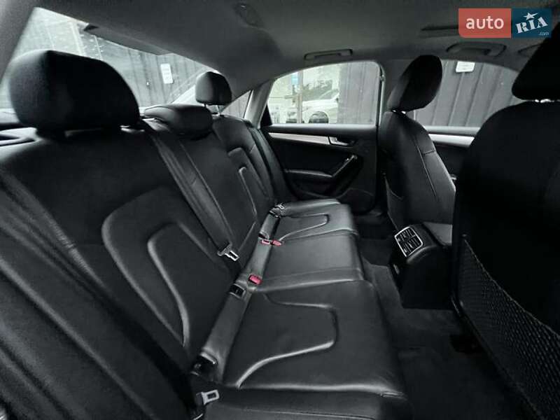 Седан Audi A4 2016 в Одесі