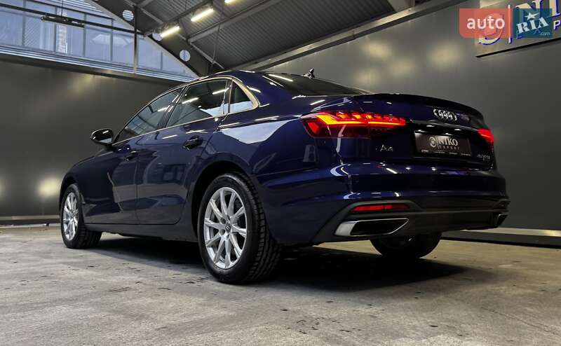 Седан Audi A4 2020 в Києві