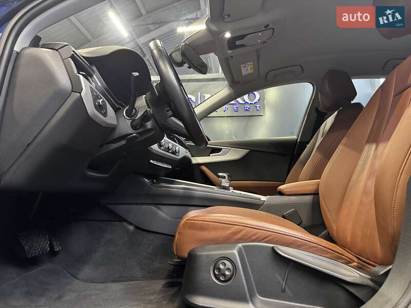 Седан Audi A4 2020 в Києві