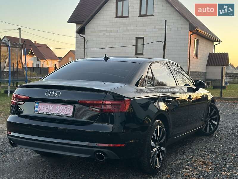 Седан Audi A4 2017 в Любешові