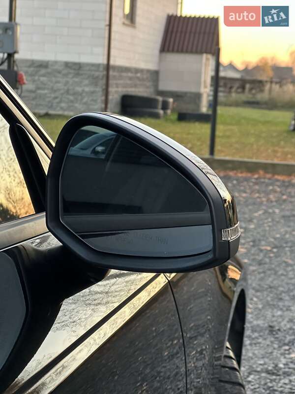 Седан Audi A4 2017 в Любешові