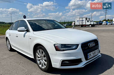 Седан Audi A4 2014 в Рівному