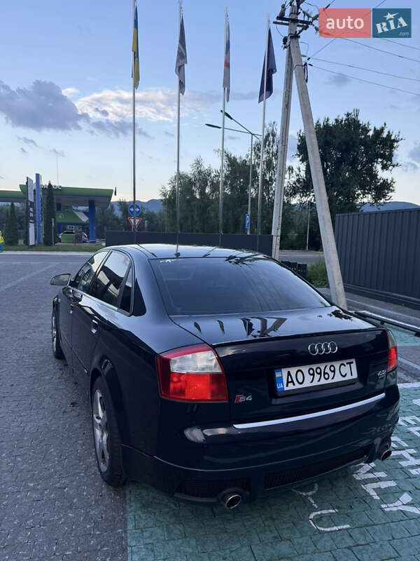 Седан Audi A4 2001 в Тячеве