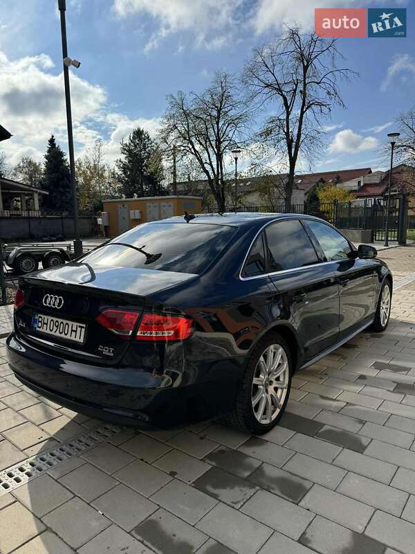 Седан Audi A4 2012 в Одесі