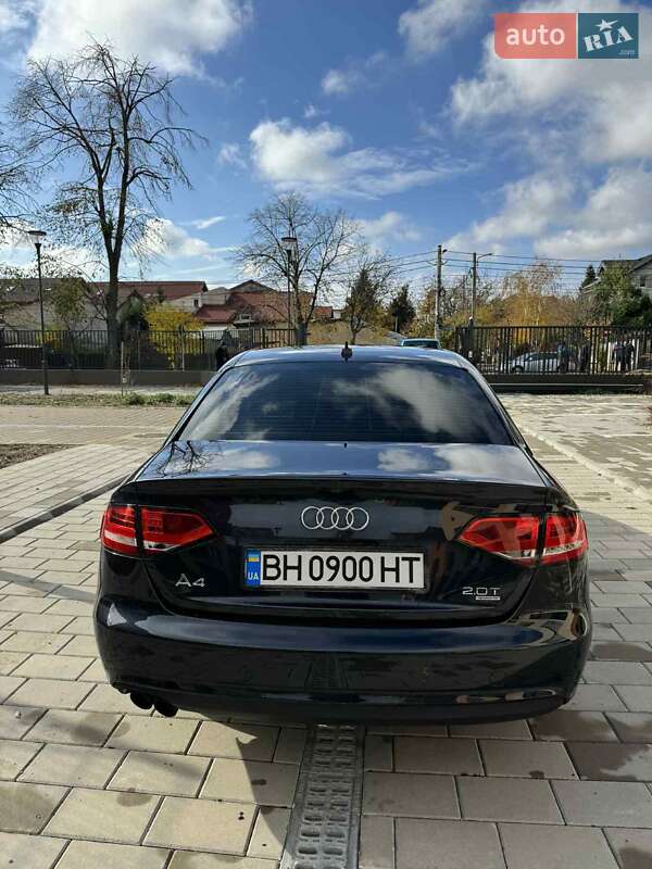 Седан Audi A4 2012 в Одесі