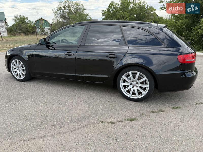 Універсал Audi A4 2010 в Ізмаїлі