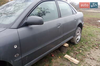 Седан Audi A4 1996 в Бершади