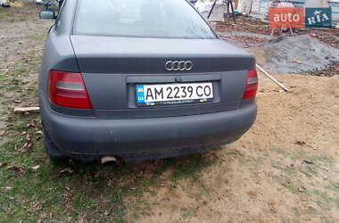 Седан Audi A4 1996 в Бершади