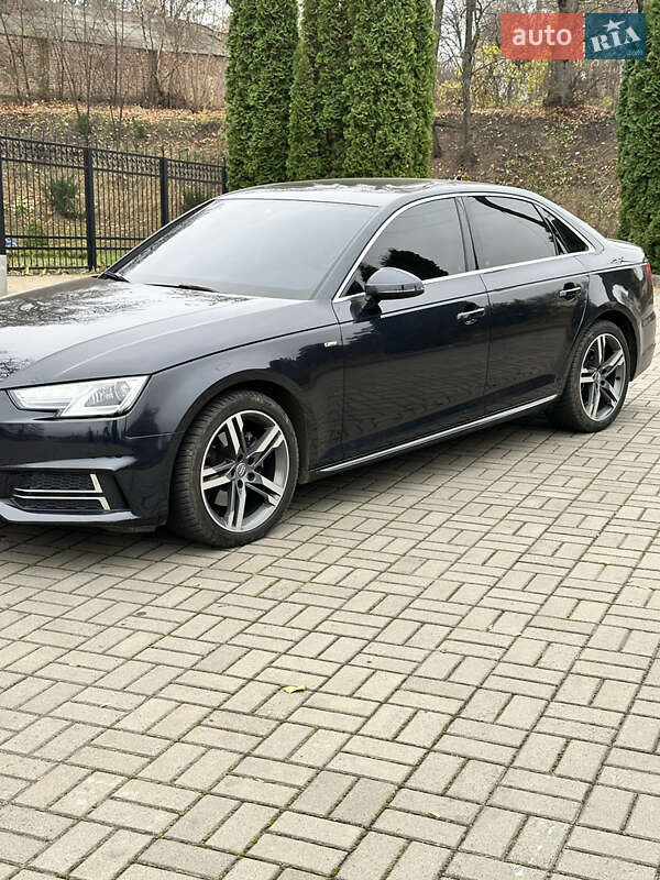Седан Audi A4 2018 в Києві