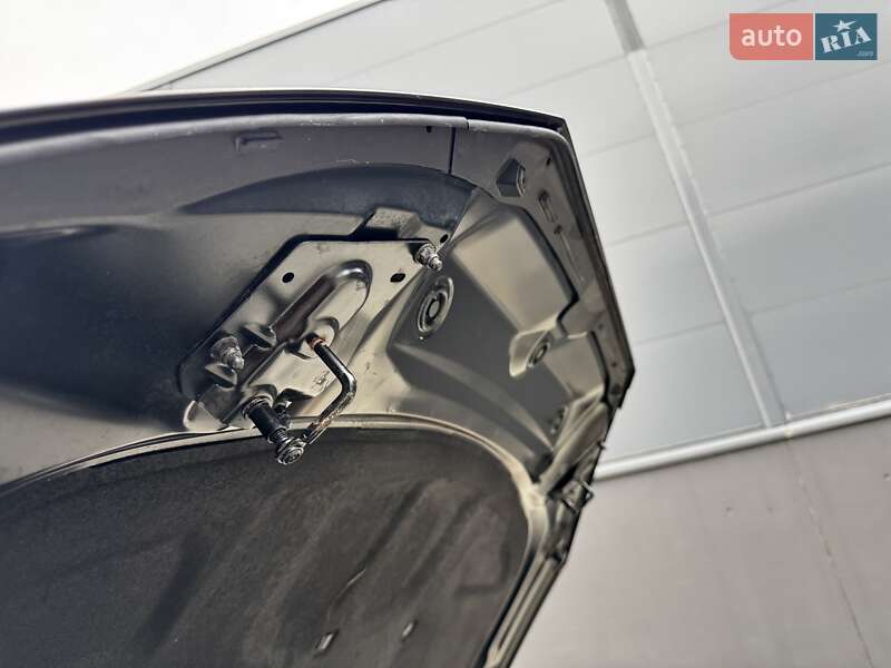 Седан Audi A4 2016 в Києві фото 59 Седан Audi A4 2016 в Києві