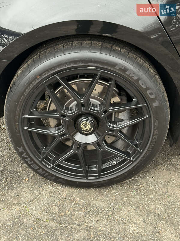 Седан Audi A4 2016 в Дніпрі