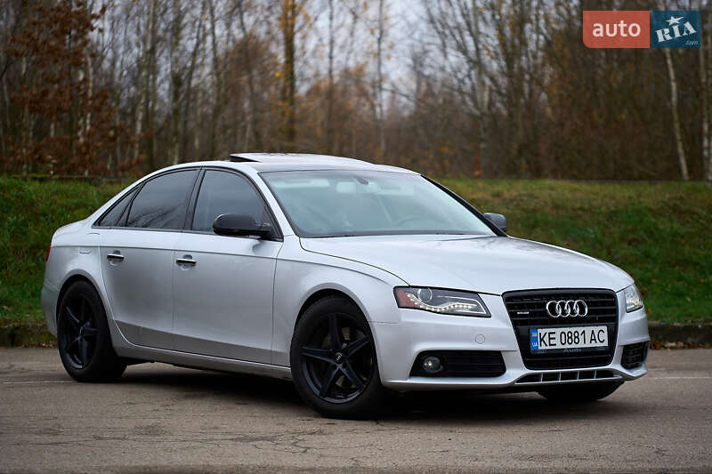 Седан Audi A4 2011 в Києві