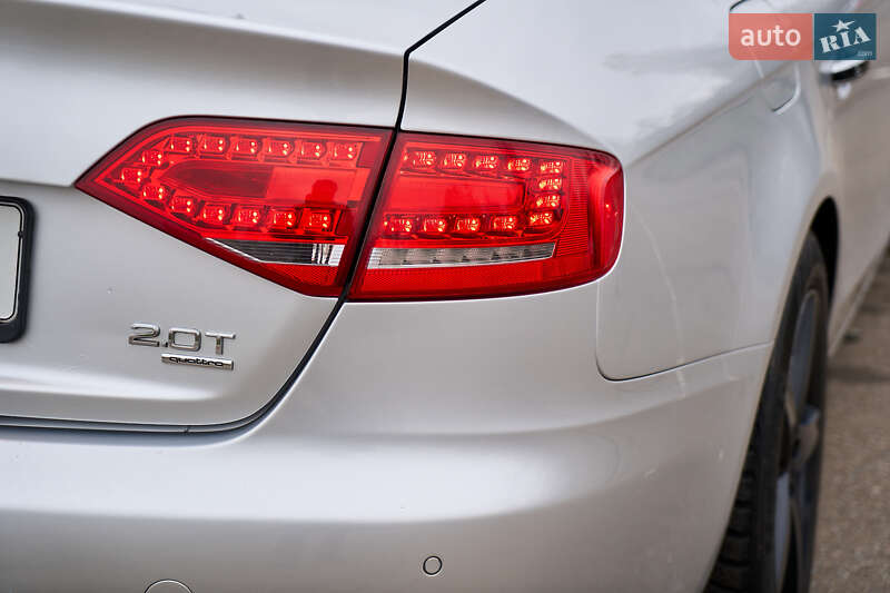 Седан Audi A4 2011 в Києві