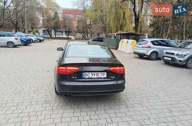 Седан Audi A4 2013 в Львові