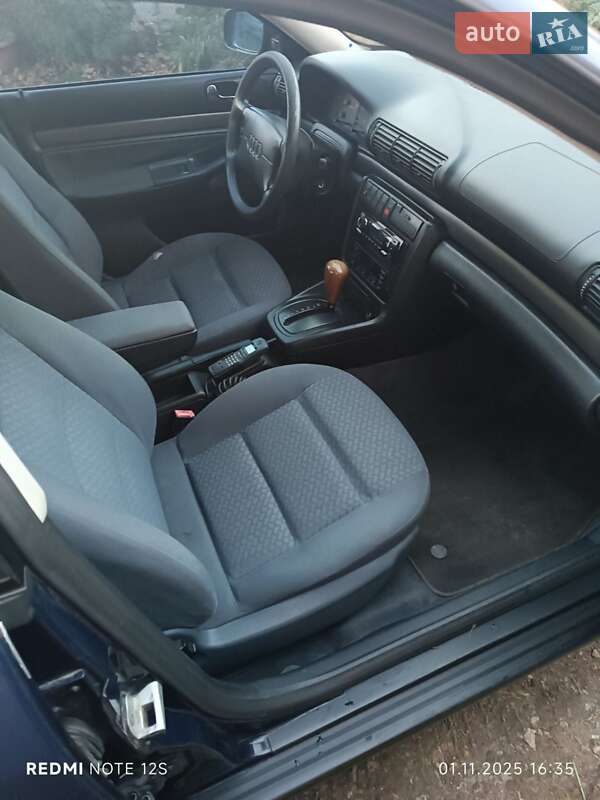 Седан Audi A4 1997 в Фастові