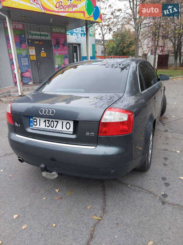 Седан Audi A4 2001 в Кременчуці