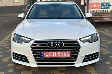 Седан Audi A4 2017 в Львове