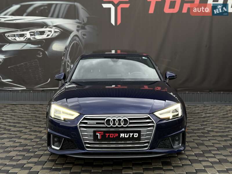 Седан Audi A4 2019 в Львові