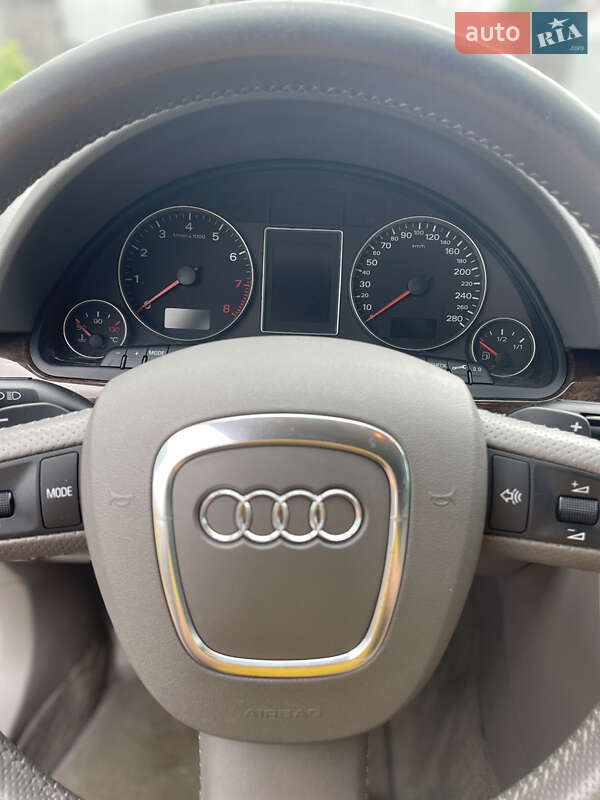 Универсал Audi A4 2006 в Киеве