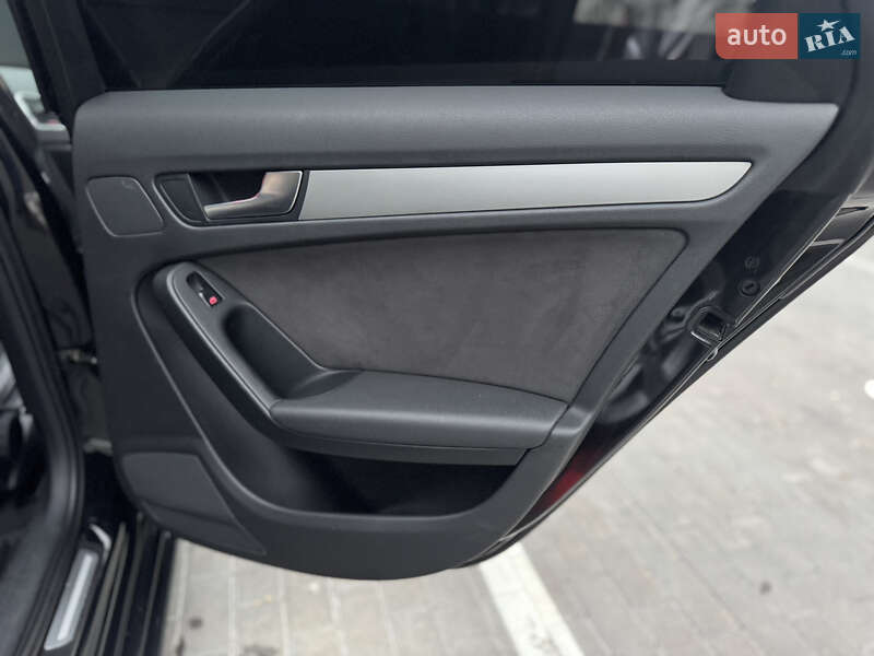 Універсал Audi A4 2011 в Києві