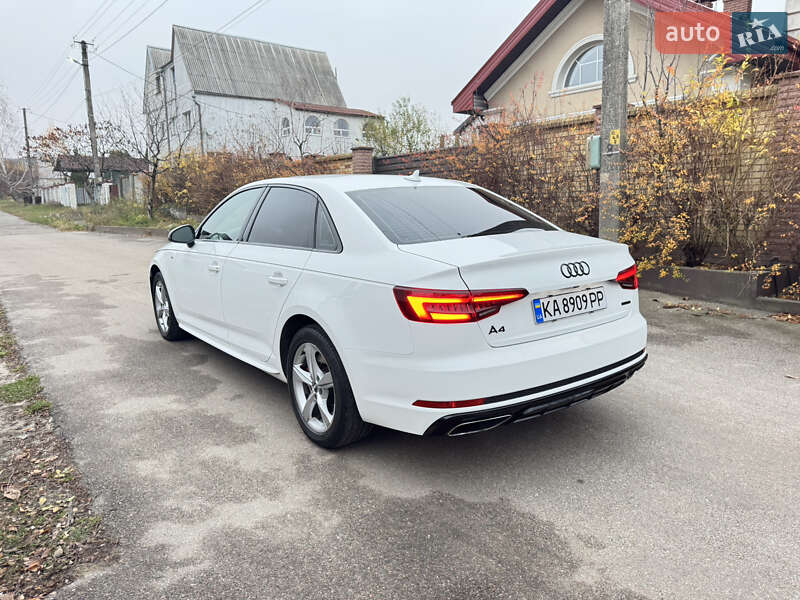 Седан Audi A4 2018 в Києві