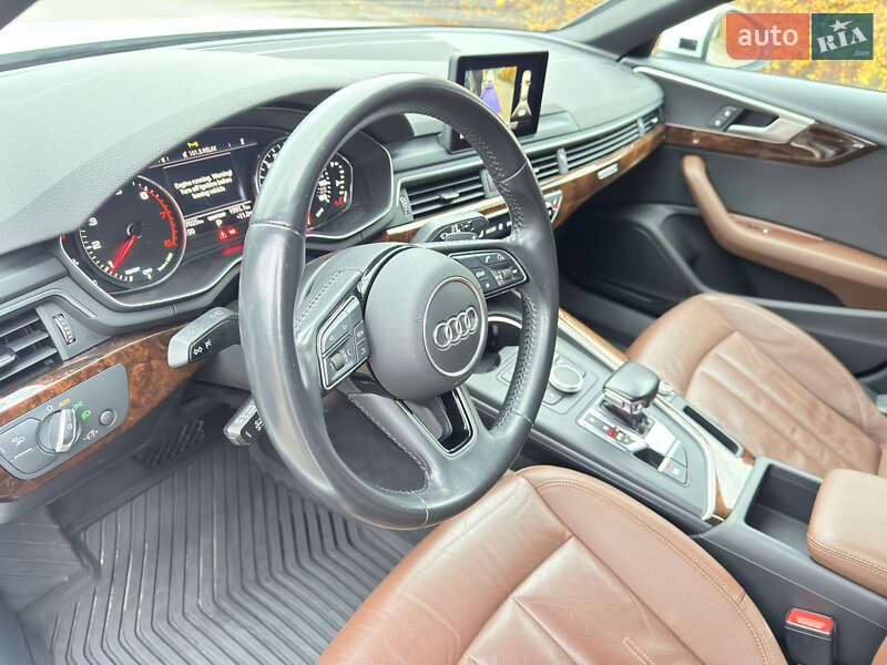 Седан Audi A4 2018 в Києві
