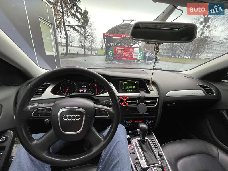 Универсал Audi A4 2010 в Львове