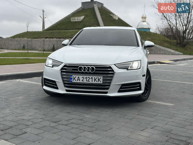 Седан Audi A4 2016 в Львове