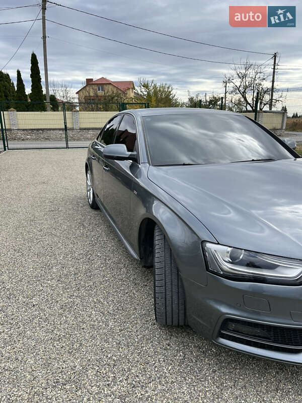 Седан Audi A4 2013 в Тернополі