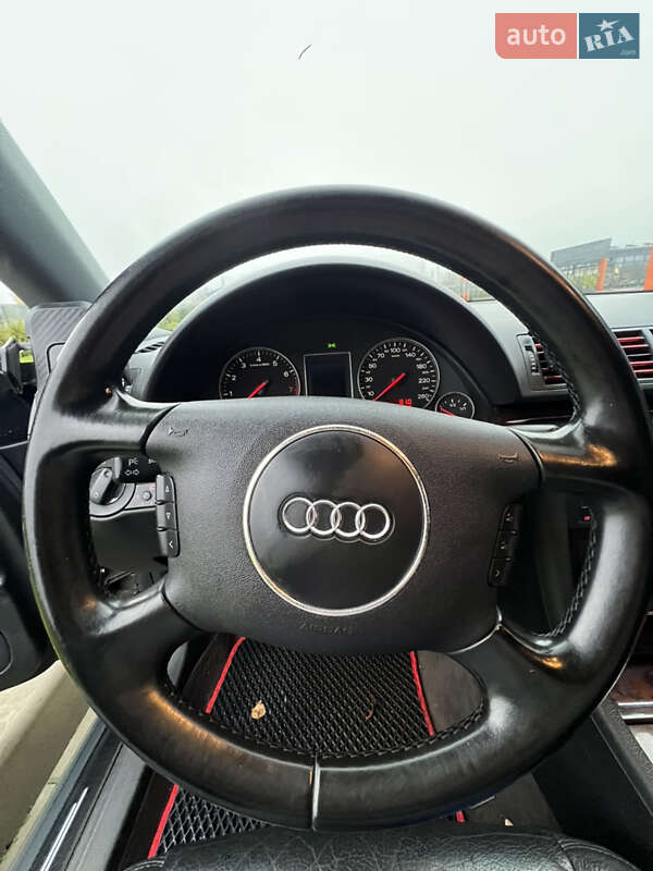 Седан Audi A4 2004 в Виннице