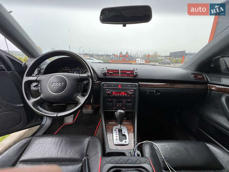 Седан Audi A4 2004 в Виннице