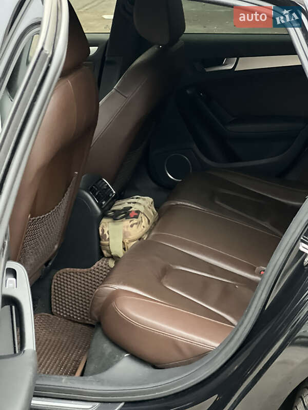 Седан Audi A4 2012 в Прилуках фото 36 Седан Audi A4 2012 в Прилуках