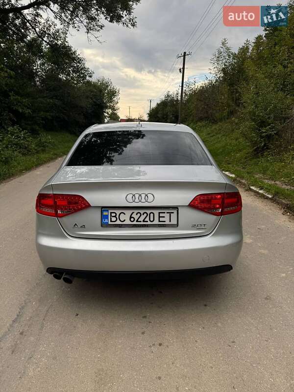 Седан Audi A4 2010 в Львове
