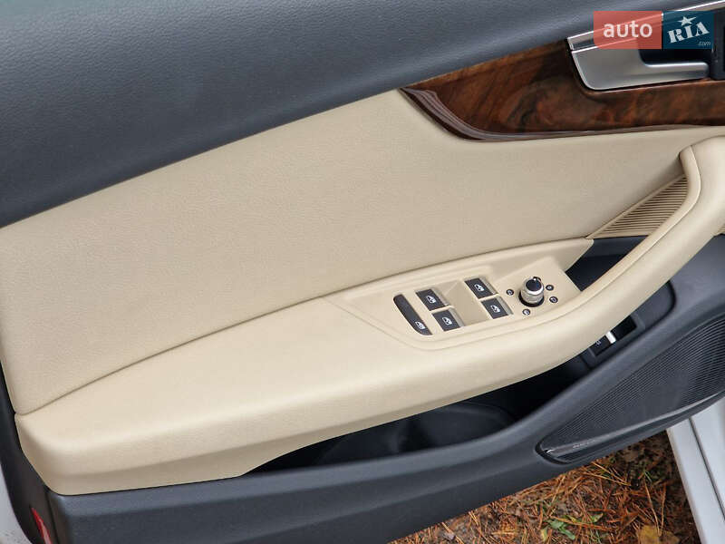 Седан Audi A4 2017 в Дніпрі