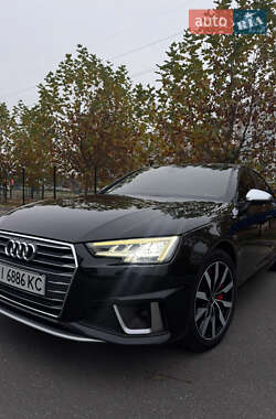 Седан Audi A4 2016 в Буче