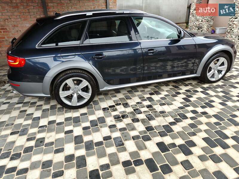 Универсал Audi A4 2013 в Киеве