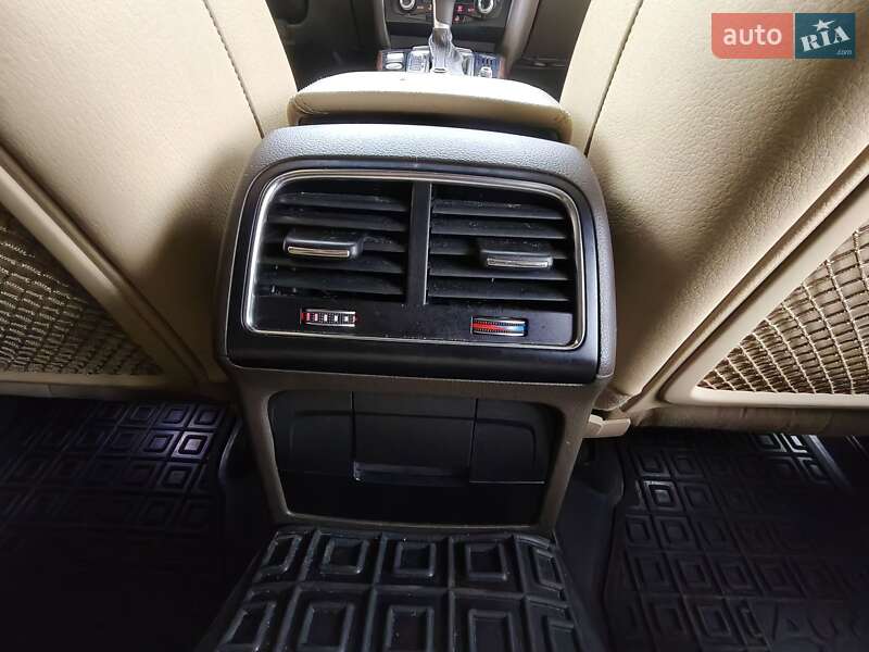 Универсал Audi A4 2013 в Киеве