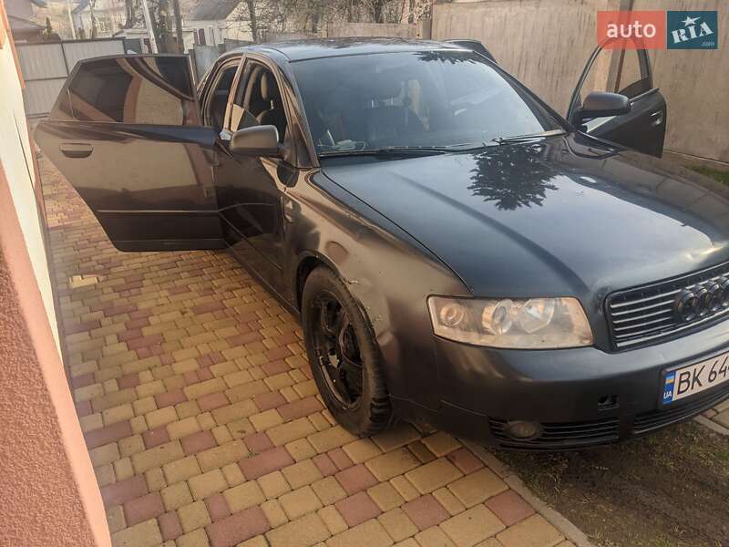 Седан Audi A4 2003 в Рівному фото 4 Седан Audi A4 2003 в Рівному