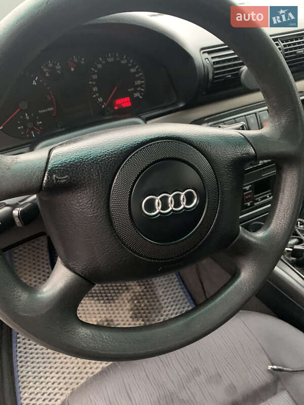 Седан Audi A4 1999 в Шишаки фото 13 Седан Audi A4 1999 в Шишаки